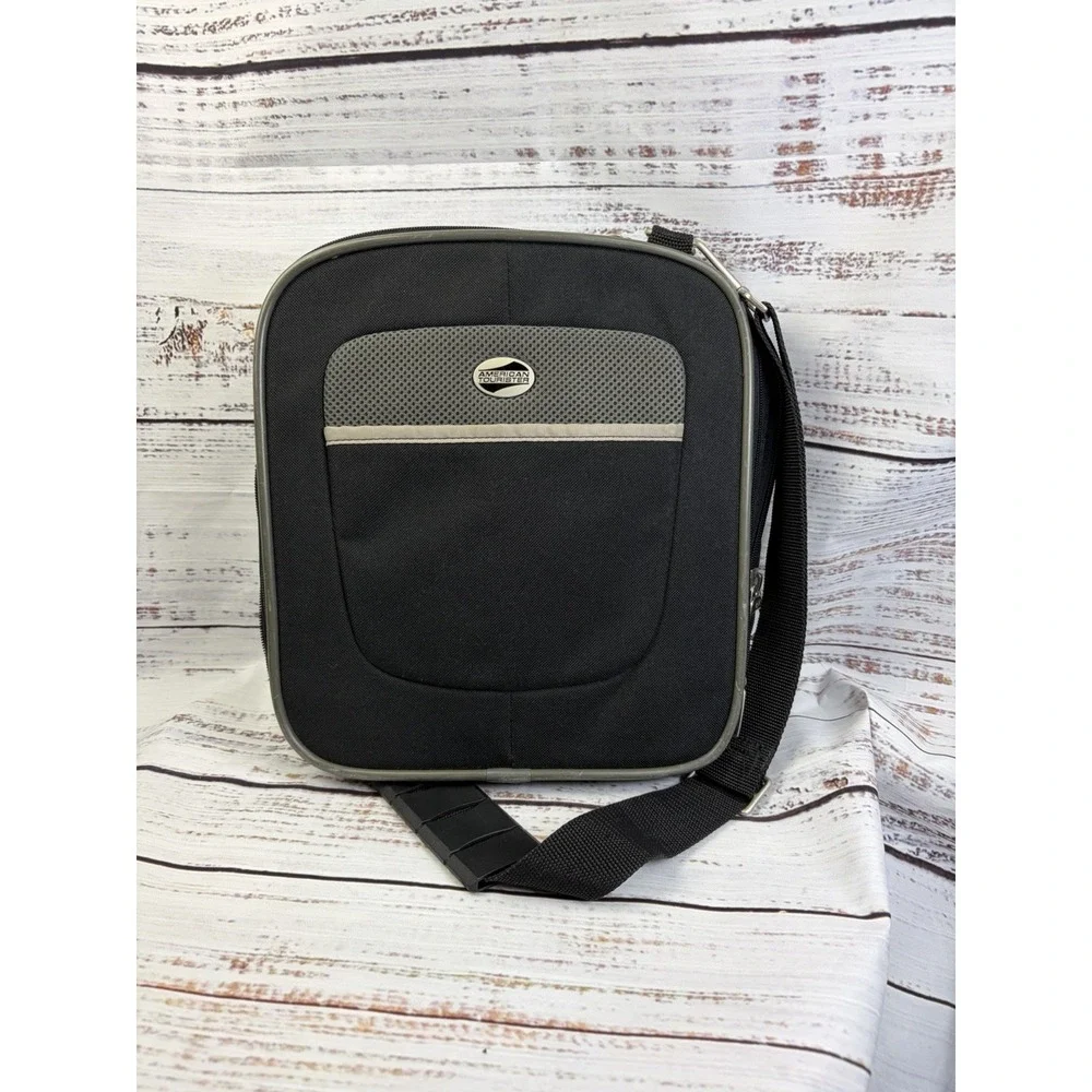 2001 American Tourister Expandable Carry-On Luggage Tag Duffle Bag Tote Vintage